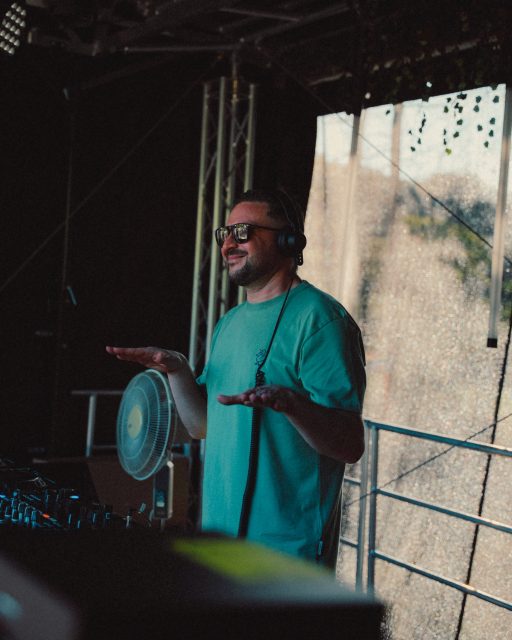 𝗙𝘂𝗹𝗹 𝗔𝗿𝘁𝗶𝘀𝘁 𝗣𝗼𝘄𝗲𝗿 🚀

📸 @rouven.art_ 

🚀 EDM | Hardstyle | House | Techno
🔥 3 Stages | 36 Artists
🗓️ 4. Juli 2026
📍 Sauwasen, Püttlingen 
🎫 wasenbeats.de

#wasenbeats #festival #summer #artist