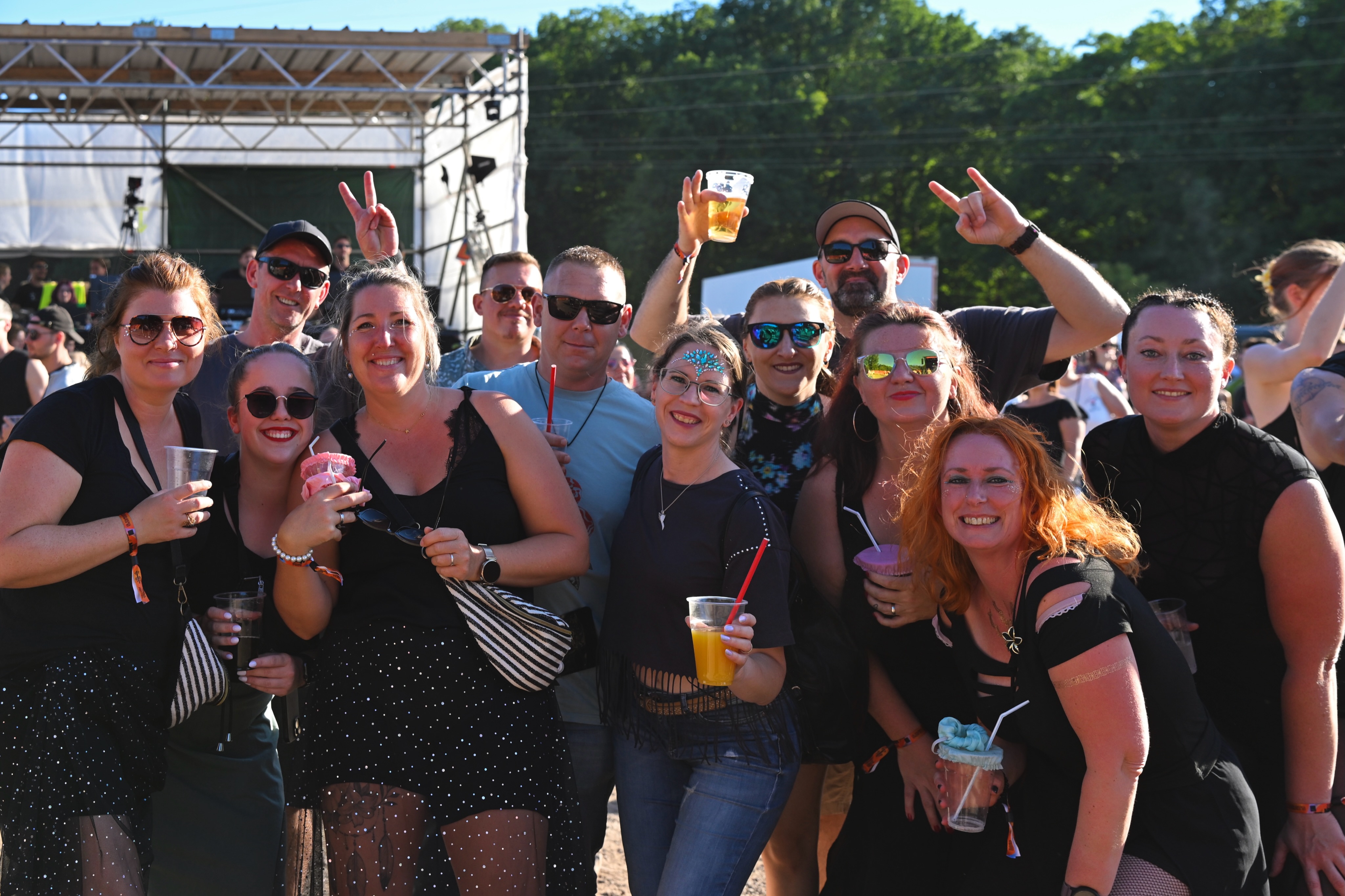 𝗵𝗮𝗽𝗽𝘆 𝗳𝗮𝗰𝗲𝘀 ✨

📸 @christineschultefotografie 

🚀 EDM | Hardstyle | House | Techno
📆 10.07.2027
🔥 Sauwasen, Püttlingen
🎫 Tickets unter wasenbeats.de

#wasenbeats #festival #event #happy #summer